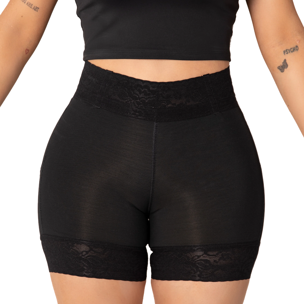 Sculpting Booty Lifting Short - Black